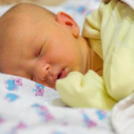 متى يكون الصفار خطر على الرضيع؟
